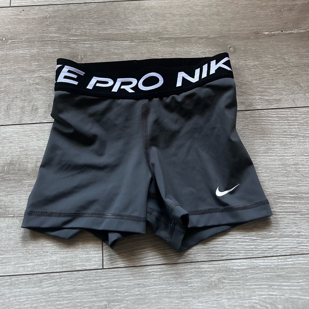 Nike - Women’s Pro Shorts, 2XS (XXS), Dark Grey